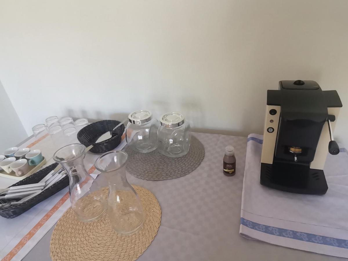 Montesarchiorooms Bed & Breakfast *